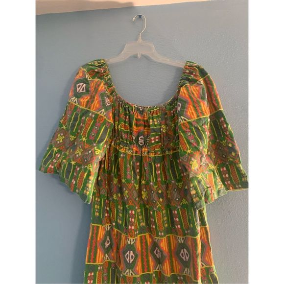AMAZING VINTAGE 1970s Off the Shoulder Flouncy Sleeve Corduroy Midi Dress - Picture 2 of 4